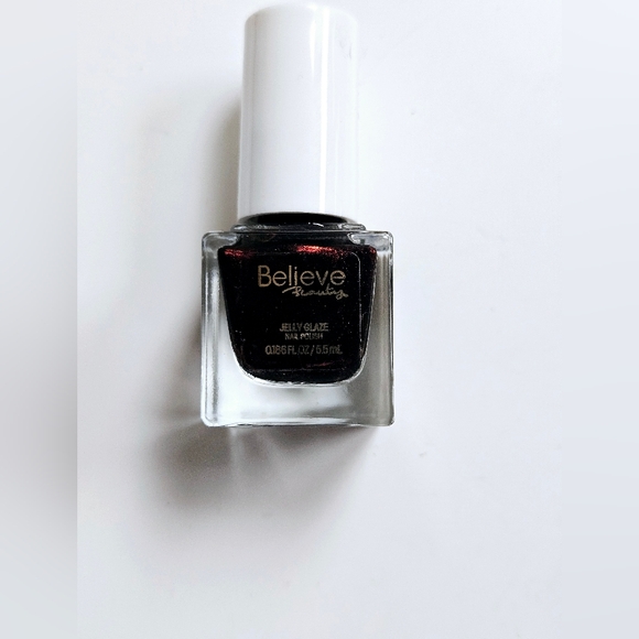 NWT MINIATURE BELIEVE BEAUTY GLITTER NAIL: RED/GOLD CLOCK STRIKES TWELVE! - Picture 2 of 6
